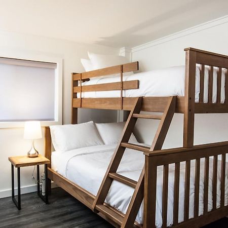 Novlan Suite By Revelstoke Vacations Exteriör bild
