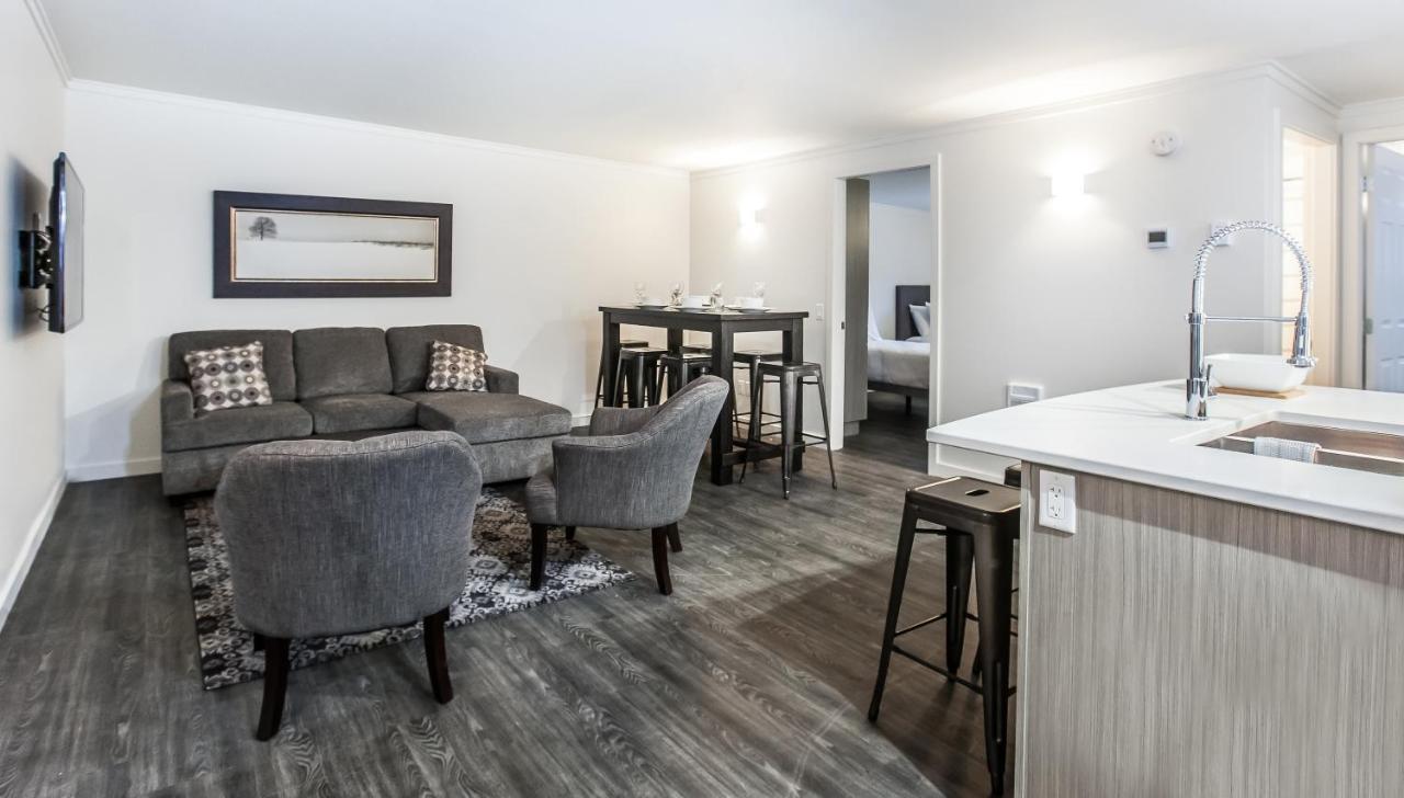 Novlan Suite By Revelstoke Vacations Exteriör bild